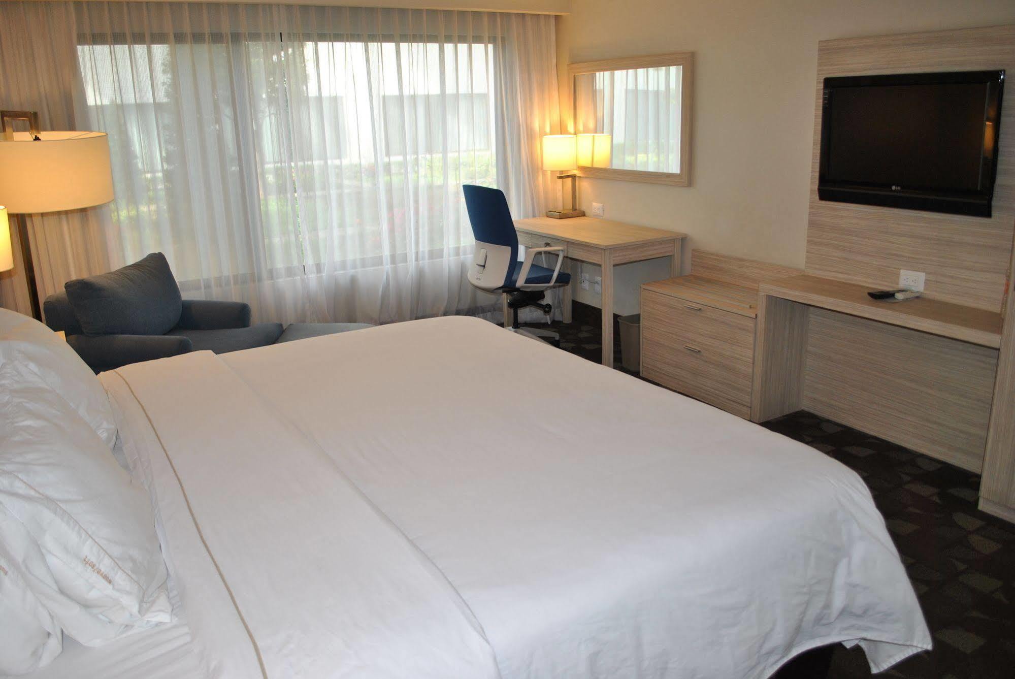 Holiday Inn Express Toluca By Ihg Buitenkant foto